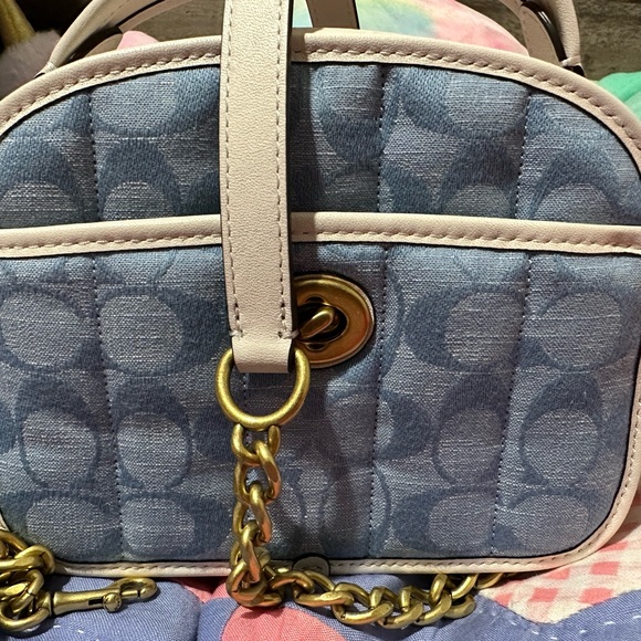 Brand new : COACH Signature Chambray With Quilting - Picture 12 of 17